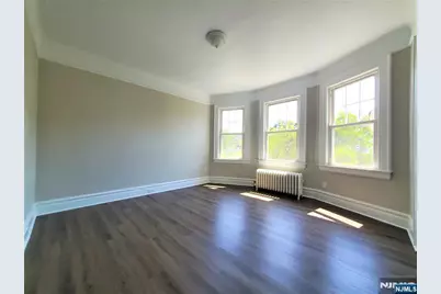 297 Chestnut Street 2R #2R, Kearny, NJ 07032 - Photo 3