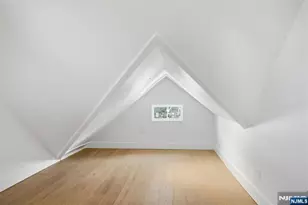 75 Highwood Ave, Tenafly, NJ 07670 - Photo 39