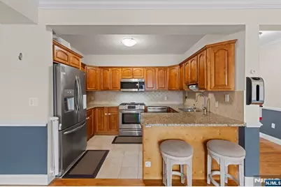 902 N 5th Street 411 #411, Newark, NJ 07107 - Photo 7