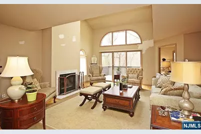 340 French Court, Teaneck Township, NJ 07666 - Photo 7