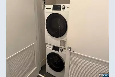 470 Main Street 301 #301, Fort Lee, NJ 07024 - Photo 11