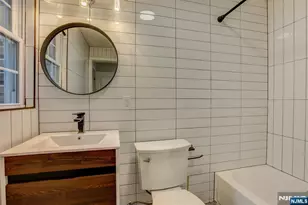 623 38th St, Union City, NJ 07087 - Photo 7