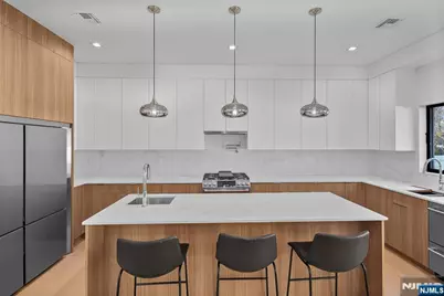 12-25 Eastern Drive, Fair Lawn, NJ 07410 - Photo 5