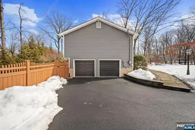 564 Whitenack Road, River Vale Township, NJ 07675 - Photo 9