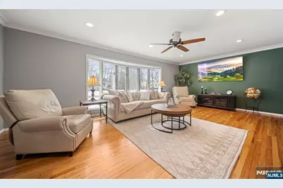 564 Whitenack Road, River Vale Township, NJ 07675 - Photo 19