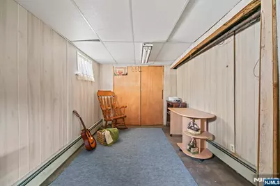 200 Page Avenue, Lyndhurst Township, NJ 07071 - Photo 11