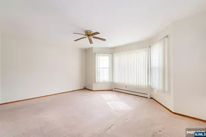 120 Fenner Avenue, Clifton, NJ 07013 - Photo 5