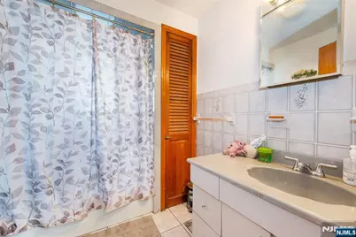 120 Fenner Avenue, Clifton, NJ 07013 - Photo 29