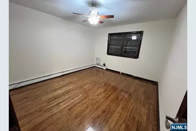 441 Page Avenue 2 #2, Lyndhurst Township, NJ 07071 - Photo 5