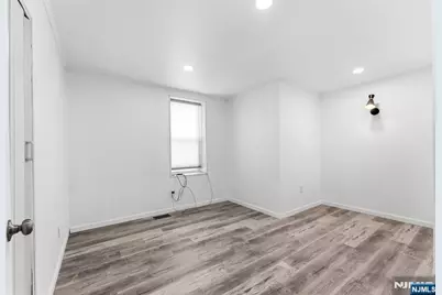 28 Butler Street, Clifton, NJ 07011 - Photo 9