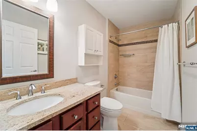 528 Holly Court, Mahwah, NJ 07430 - Photo 17