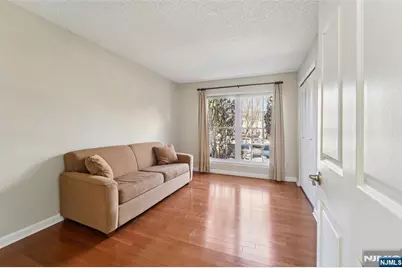 528 Holly Court, Mahwah, NJ 07430 - Photo 19