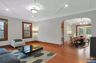 8 Edgewood Ave, Wyckoff Township, NJ 07481 - Photo 7