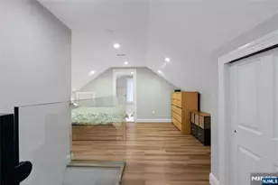 8 Edgewood Ave, Wyckoff Township, NJ 07481 - Photo 19