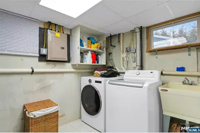 8 Edgewood Avenue, Wyckoff Township, NJ 07481 - Photo 29