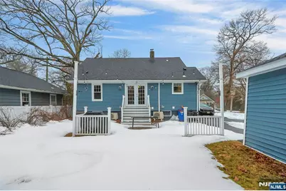 8 Edgewood Avenue, Wyckoff Township, NJ 07481 - Photo 33