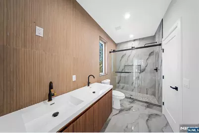 311 Walnut Street, Washington Township, NJ 07676 - Photo 25