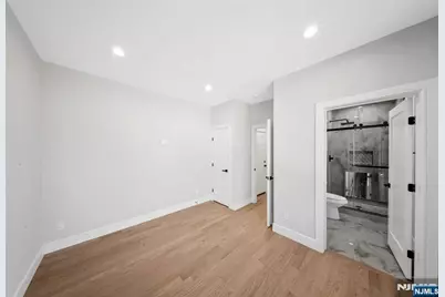 311 Walnut Street, Washington Township, NJ 07676 - Photo 17