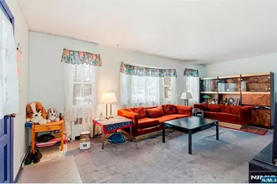 476 Greenway Drive, Leonia, NJ 07605 - Photo 15