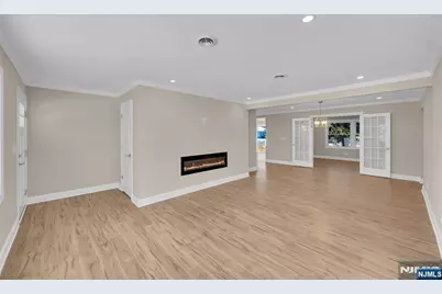 136 Georgetown Road, Berkeley, NJ 08757 - Photo 9