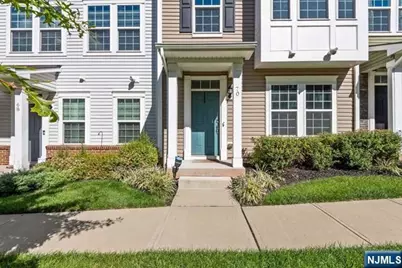 70 Truman Drive, Wood Ridge, NJ 07075 - Photo 3