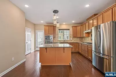 70 Truman Drive, Wood Ridge, NJ 07075 - Photo 11
