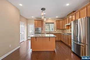 70 Truman Dr, Wood Ridge, NJ 07075 - Photo 11