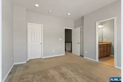 70 Truman Drive, Wood Ridge, NJ 07075 - Photo 21