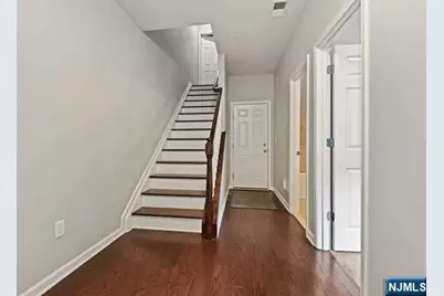 70 Truman Drive, Wood Ridge, NJ 07075 - Photo 5