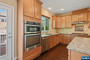 70 Truman Dr, Wood Ridge, NJ 07075 - Photo 13