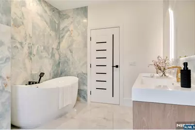 283 Bluff Road, Fort Lee, NJ 07024 - Photo 27