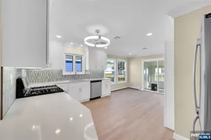 16 Calalou Ct, Berkeley, NJ 08757 - Photo 13