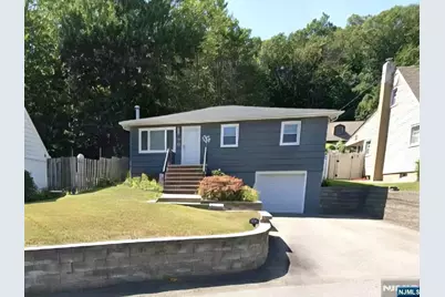 10 Sunrise Avenue, Bloomingdale, NJ 07403 - Photo 1