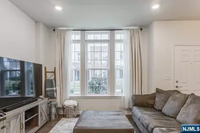 22 Veterans Drive, Wood Ridge, NJ 07075 - Photo 7