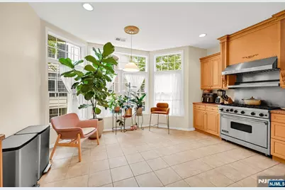 717 Regal Boulevard, Livingston, NJ 07039 - Photo 23