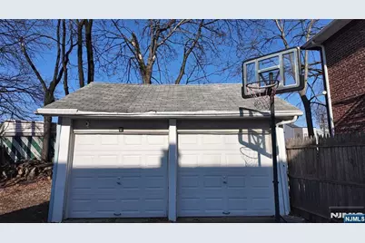 251 Weequahic Avenue, Newark, NJ 07112 - Photo 19