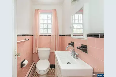 567 Windsor Road, Wood Ridge, NJ 07075 - Photo 23