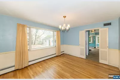 567 Windsor Road, Wood Ridge, NJ 07075 - Photo 15