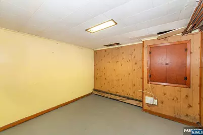 567 Windsor Road, Wood Ridge, NJ 07075 - Photo 29