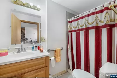 65 Marsellus Place, Garfield, NJ 07026 - Photo 17