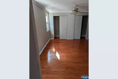 1068 Margaret Street House #house, Teaneck Township, NJ 07666 - Photo 13