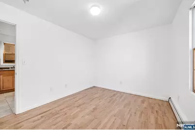 457 Washington Avenue 2nd Fl #2nd Fl, Cliffside Park, NJ 07010 - Photo 13