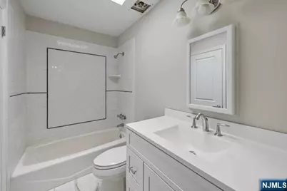 37 1-2 Smith Street, Waldwick, NJ 07463 - Photo 9