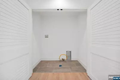 23-17 Berkshire Road, Fair Lawn, NJ 07410 - Photo 25