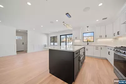 23-17 Berkshire Road, Fair Lawn, NJ 07410 - Photo 9