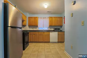 43 2nd Ave, Newark, NJ 07104 - Photo 3