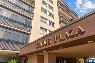 2185 Lemoine Avenue 4M #4M, Fort Lee, NJ 07024 - Photo 3