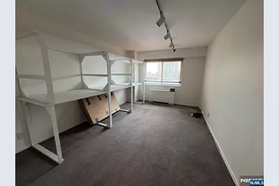 2185 Lemoine Avenue 4M #4M, Fort Lee, NJ 07024 - Photo 23
