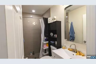 7 Maple Street, Bloomfield, NJ 07003 - Photo 25