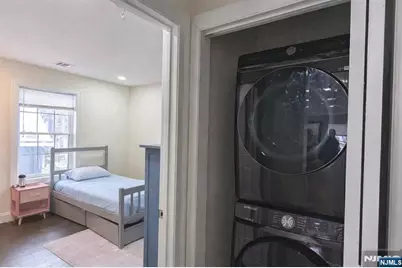 7 Maple Street, Bloomfield, NJ 07003 - Photo 27